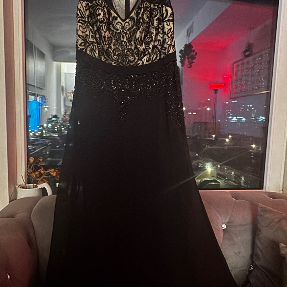 JM Collection Black and Silver Dress